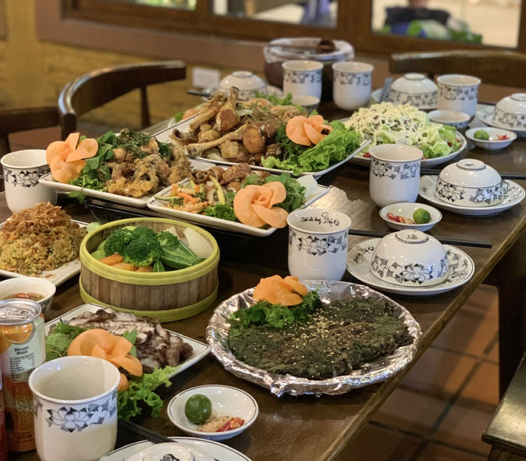 nhà hàng tổ chức sinh nhật ở hà nội