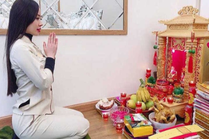 Văn khấn thần tài thổ địa