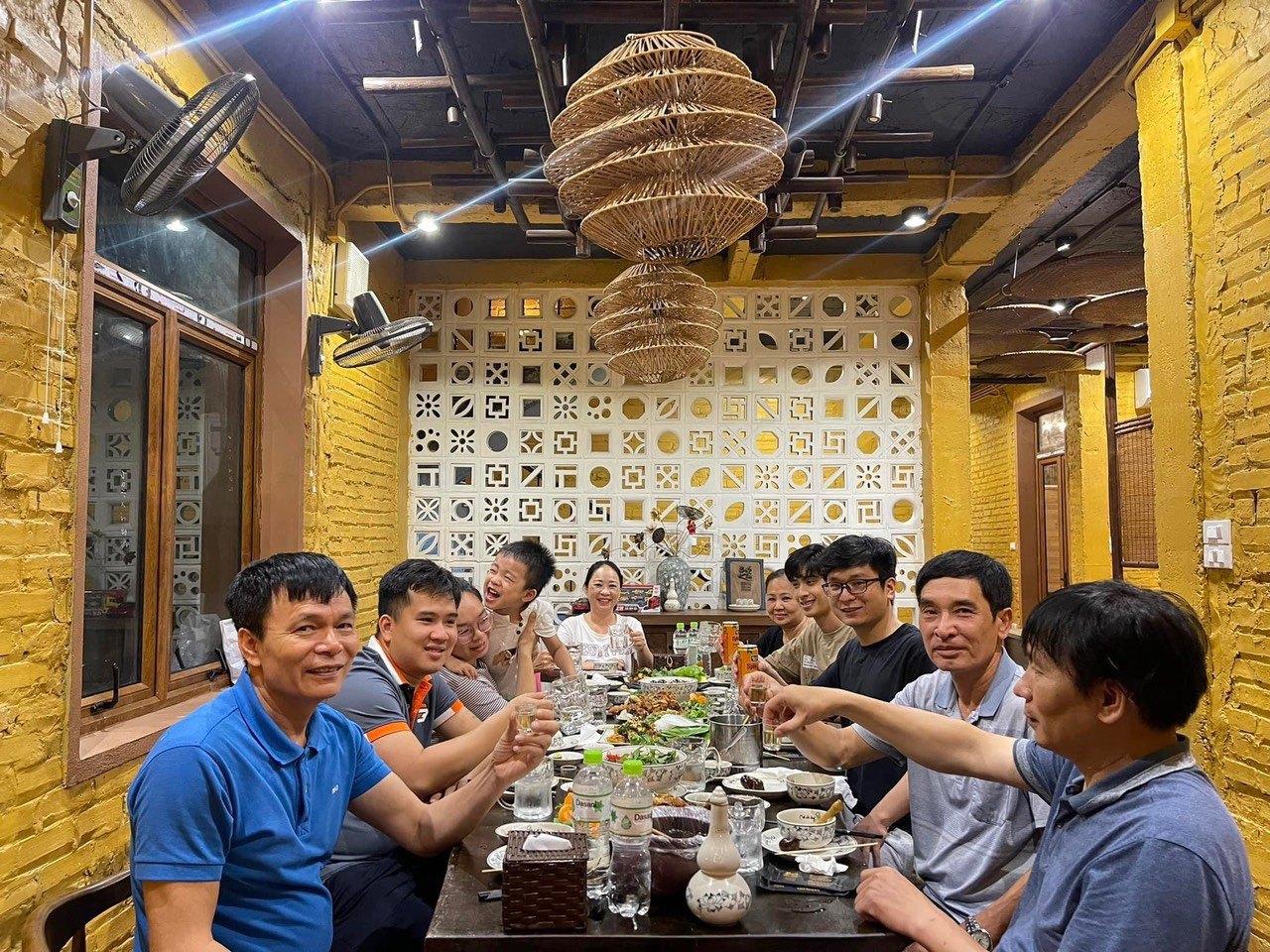 Lẩu cá tầm ngon ở Hà Nội