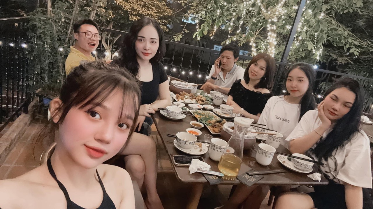 Lẩu cá tầm Hà Nội